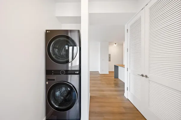 $3,050 | 204 South Leavitt Street, Unit 204, Chicago, IL 60612