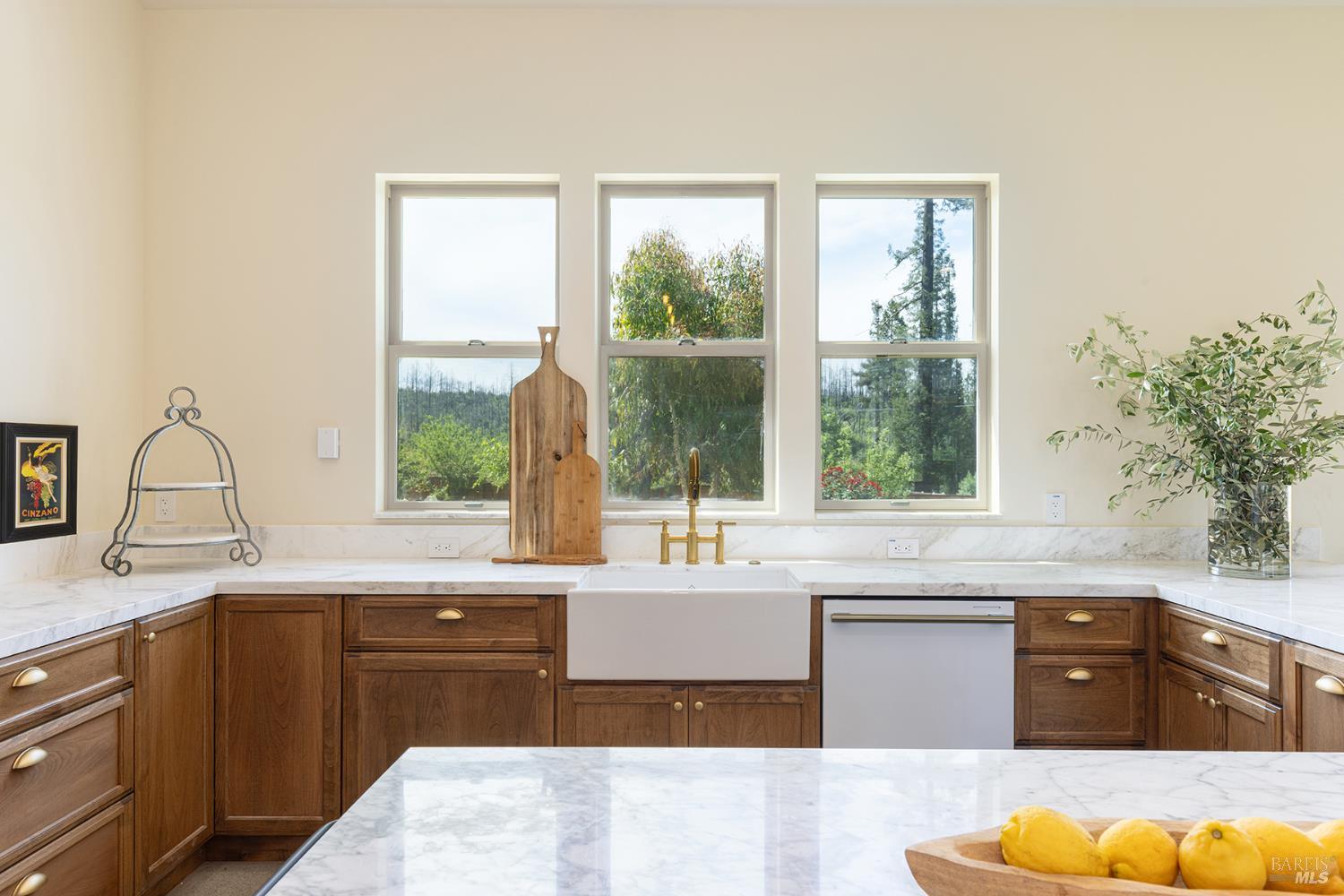 753 Sunnyside Road St. Helena, CA 94574 - Photo 11 of 49