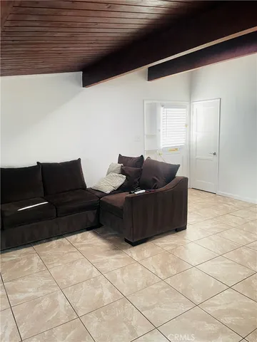 $3,200 | 13961 Stroud Street, Panorama City, CA 91402