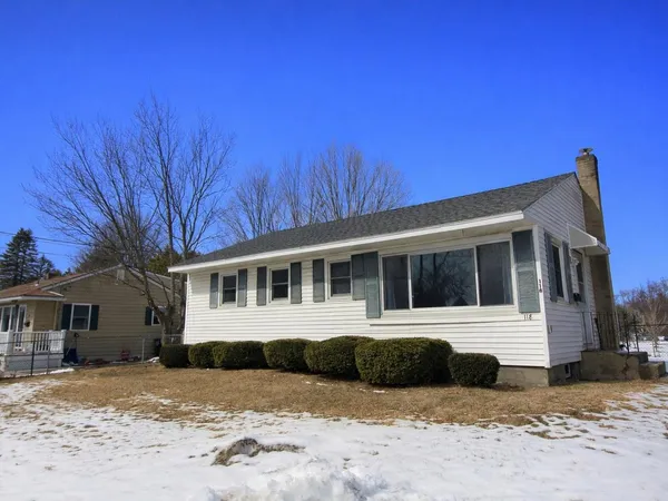 $348,600 | 118 Farrington Parkway, Burlington, VT 05408
