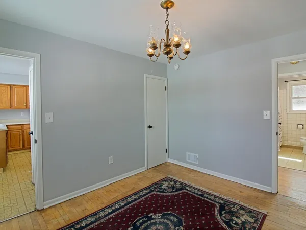 $348,600 | 118 Farrington Parkway, Burlington, VT 05408