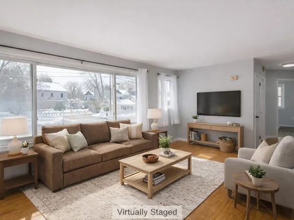 $348,600 | 118 Farrington Parkway, Burlington, VT 05408