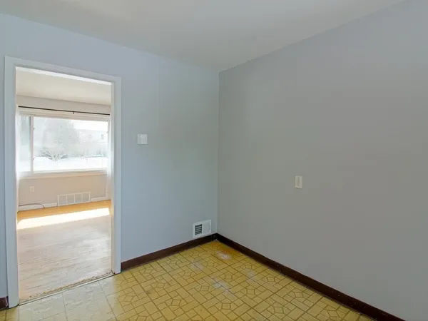 $348,600 | 118 Farrington Parkway, Burlington, VT 05408