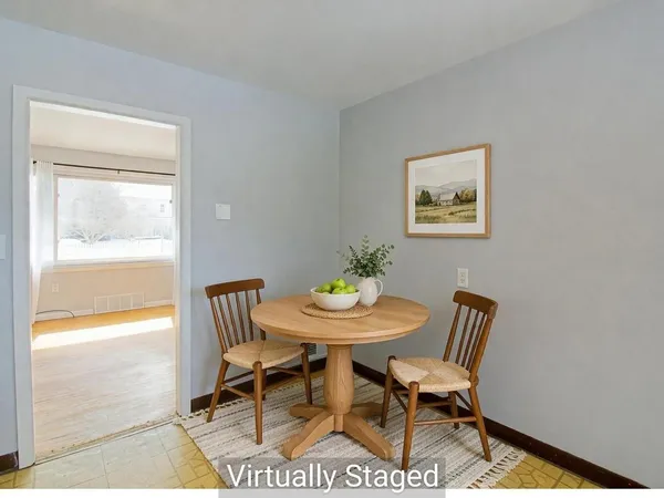 $348,600 | 118 Farrington Parkway, Burlington, VT 05408
