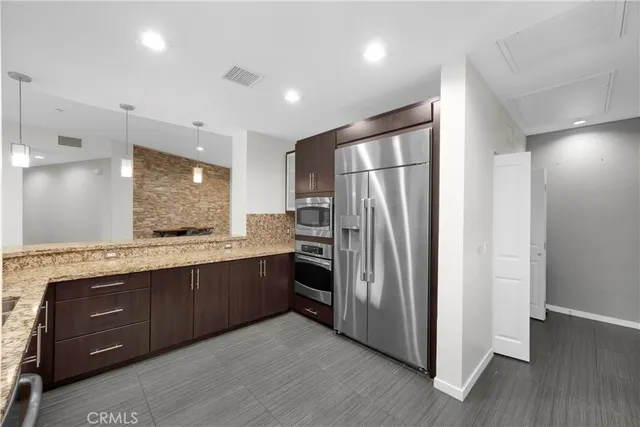 $1,330,000 | 21 Gramercy, Unit 220, Irvine, CA 92612