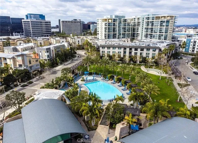 $1,330,000 | 21 Gramercy, Unit 220, Irvine, CA 92612