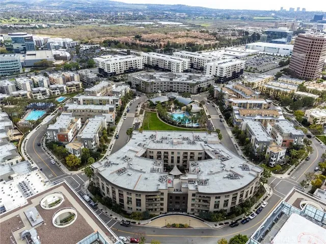 $1,330,000 | 21 Gramercy, Unit 220, Irvine, CA 92612