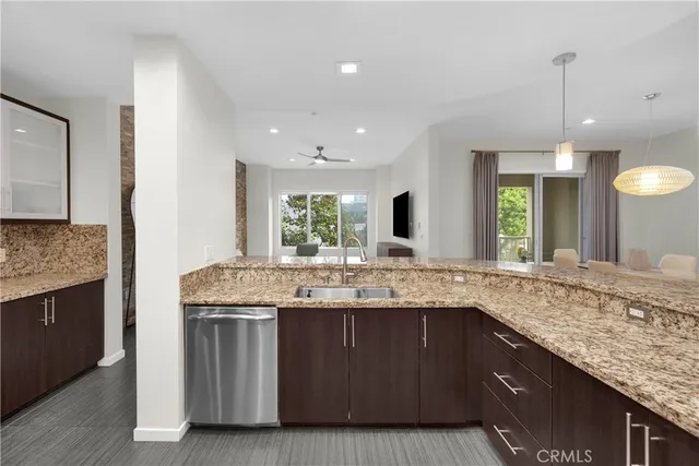$1,330,000 | 21 Gramercy, Unit 220, Irvine, CA 92612