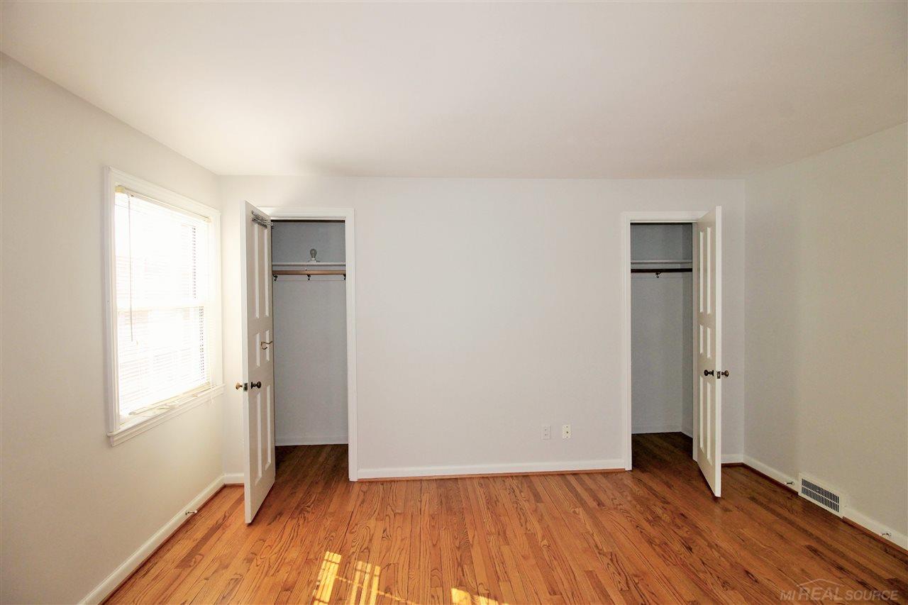 1173 Whittier Road Grosse Pointe, MI 48230 - Photo 43 of 83 50035395-42.JPG