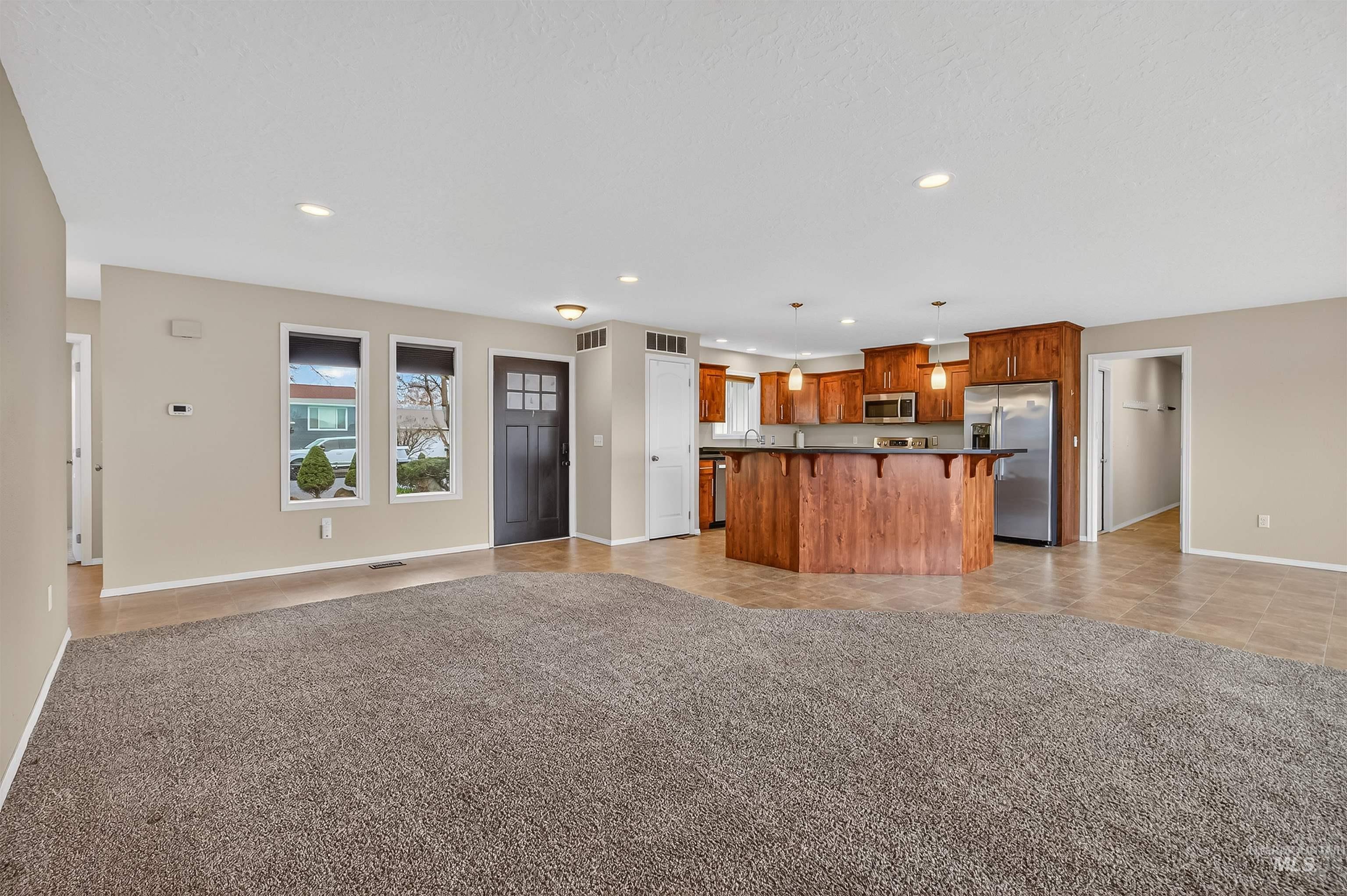 2746 Florence Court Clarkston, WA 99403 - Photo 12 of 48