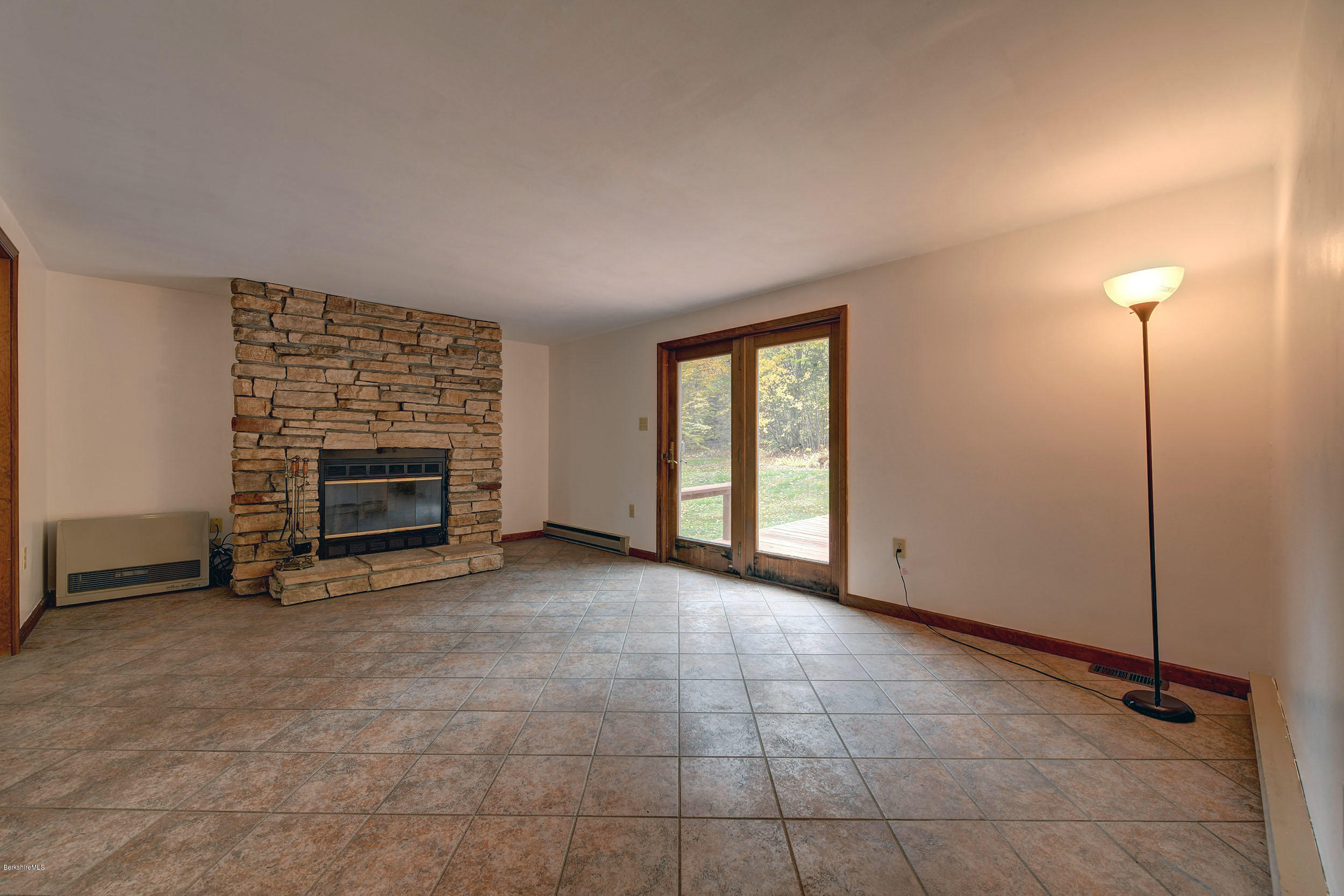 588 Leonhardt Road Becket, MA 01223 - Photo 12 of 32 588-12-Living Room