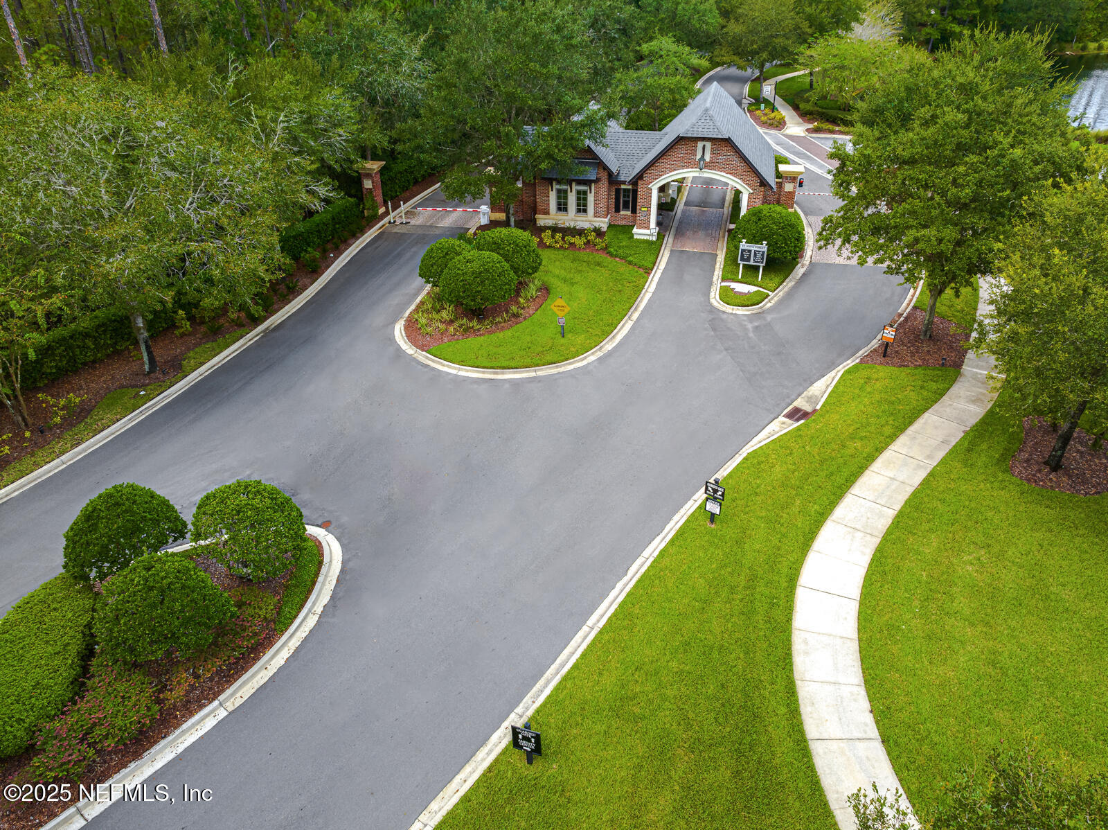 165 St John's Forest Boulevard St. Johns, FL 32259 - Photo 3 of 103 St Johns Forest Amenities_32259-48