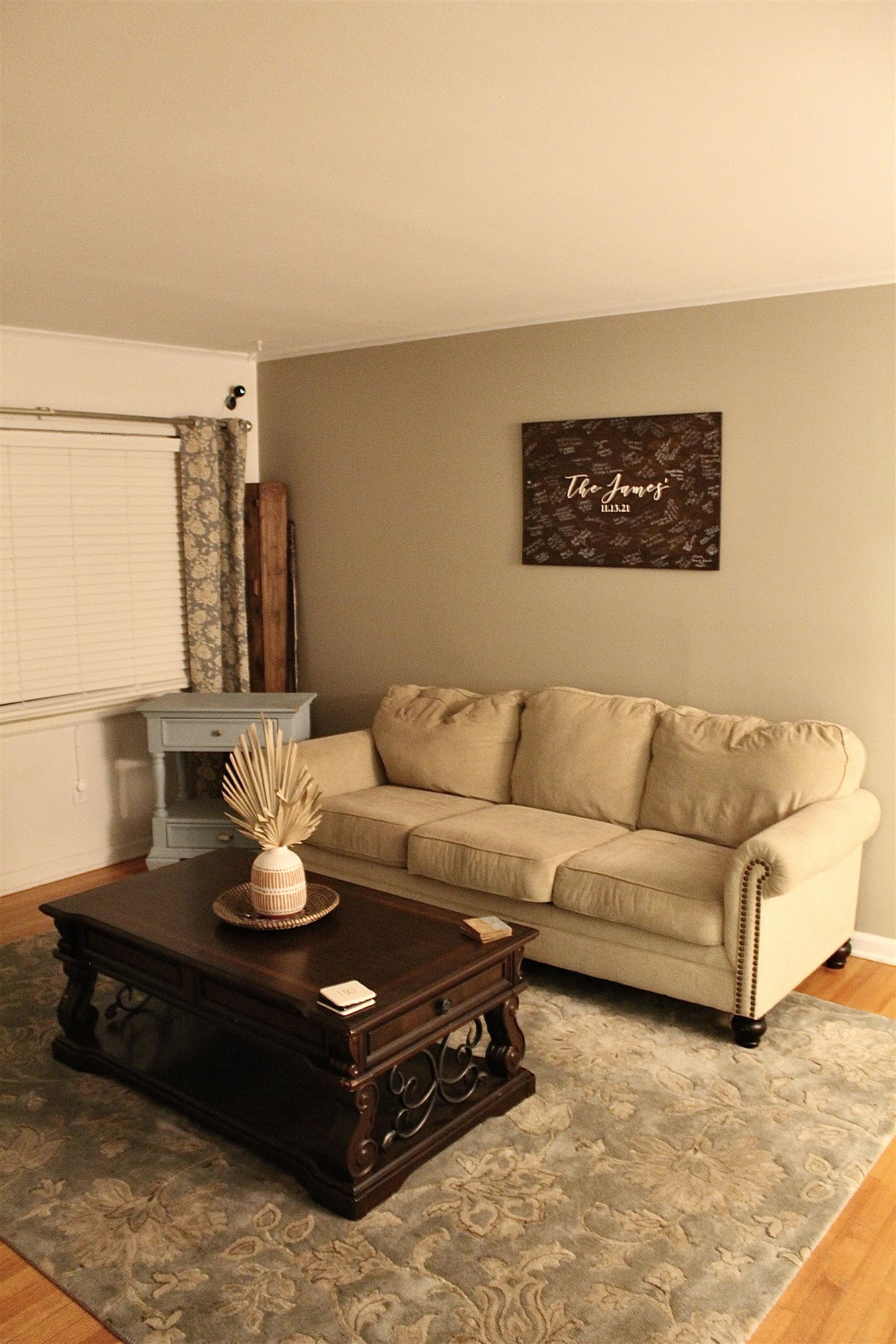 1715 Capri Road Memphis, TN 38117 - Photo 10 of 18 a living room with furniture and wooden floor