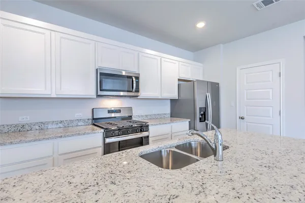 $2,100 | 2425 Oscar Eli Place, Round Rock, TX 78665