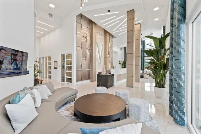 $3,725 | 3901 Coast View, Unit C2, Vero Beach, FL 32960