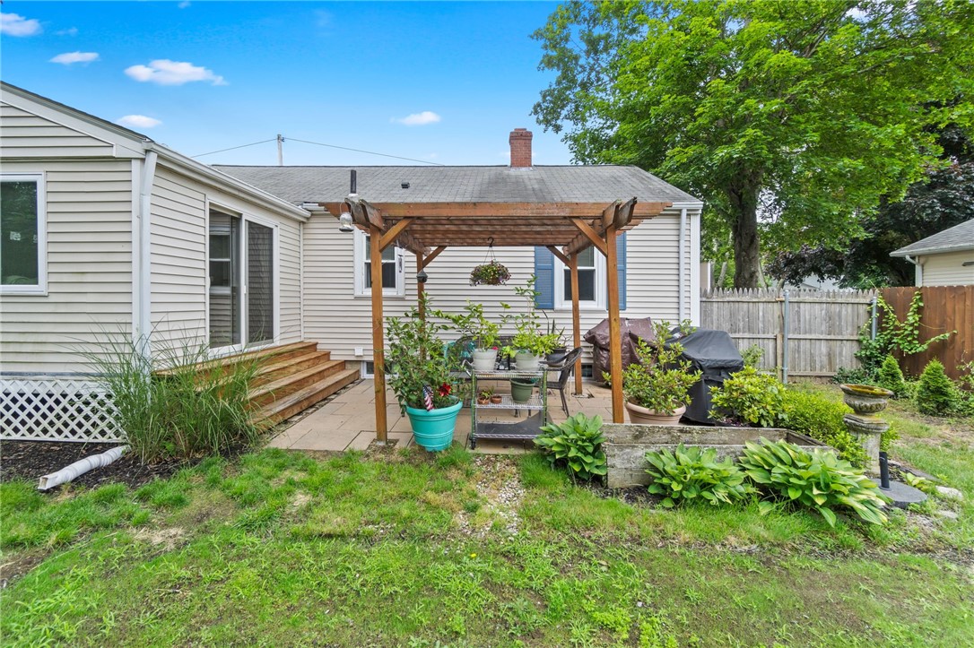 8 Keane Street Lincoln, RI 02865 - Photo 29 of 31