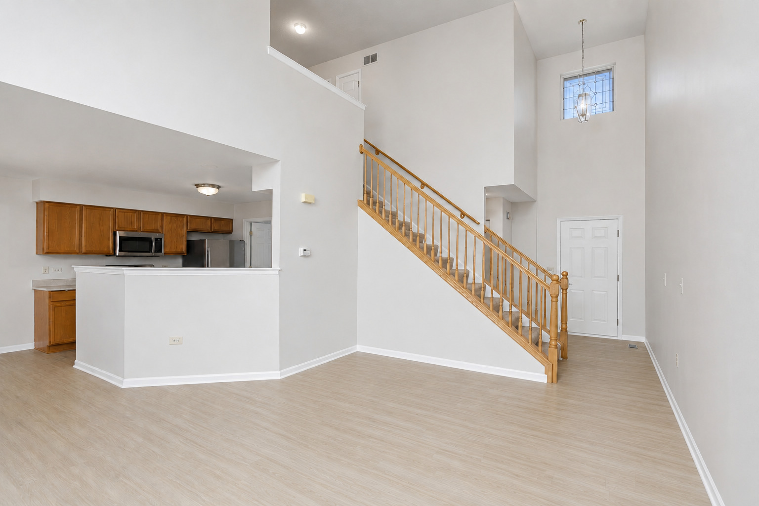 58 Rolling Oaks Road, Unit B Sugar Grove, IL 60554 - Photo 4 of 21