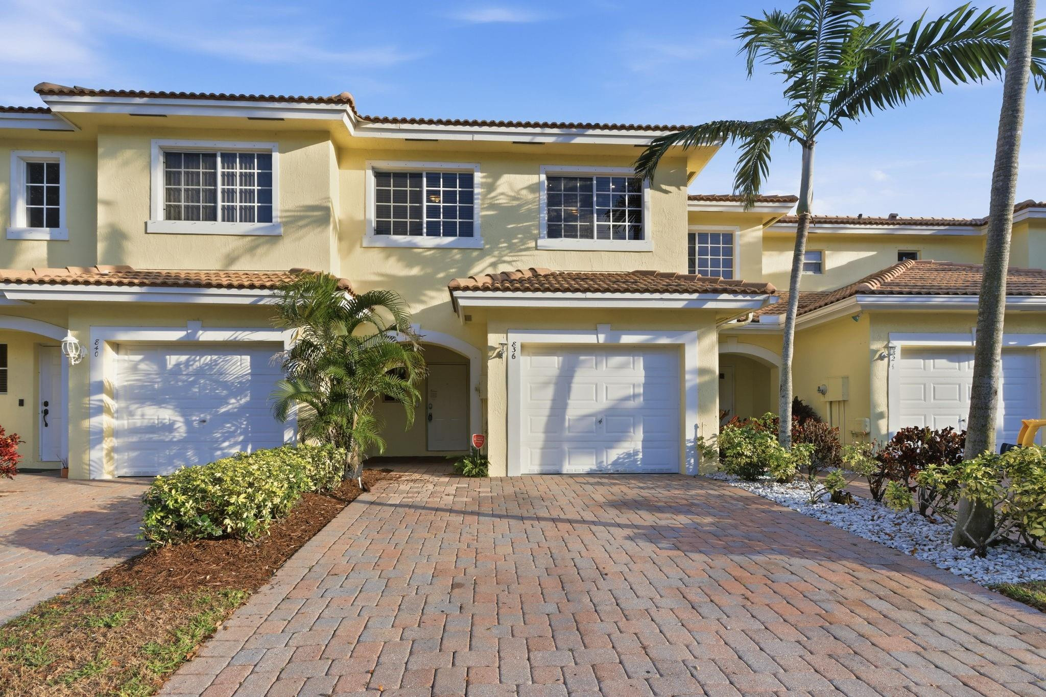 836 Imperial Lake Road West Palm Beach, FL 33413 - Photo 1 of 36 Photo 1