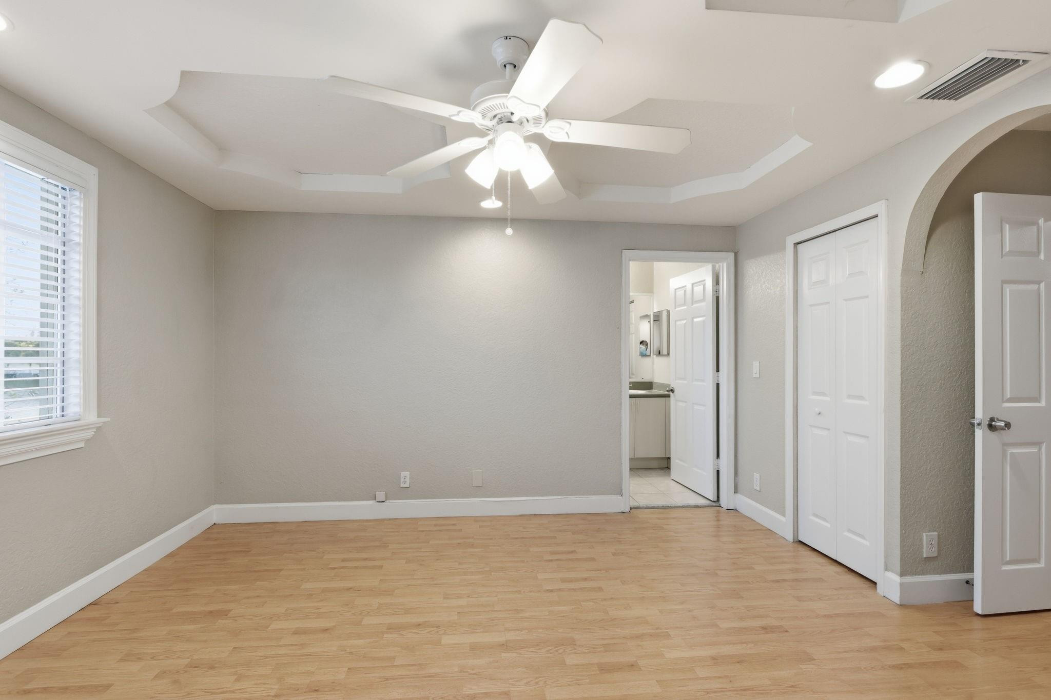 836 Imperial Lake Road West Palm Beach, FL 33413 - Photo 14 of 36 Photo 14