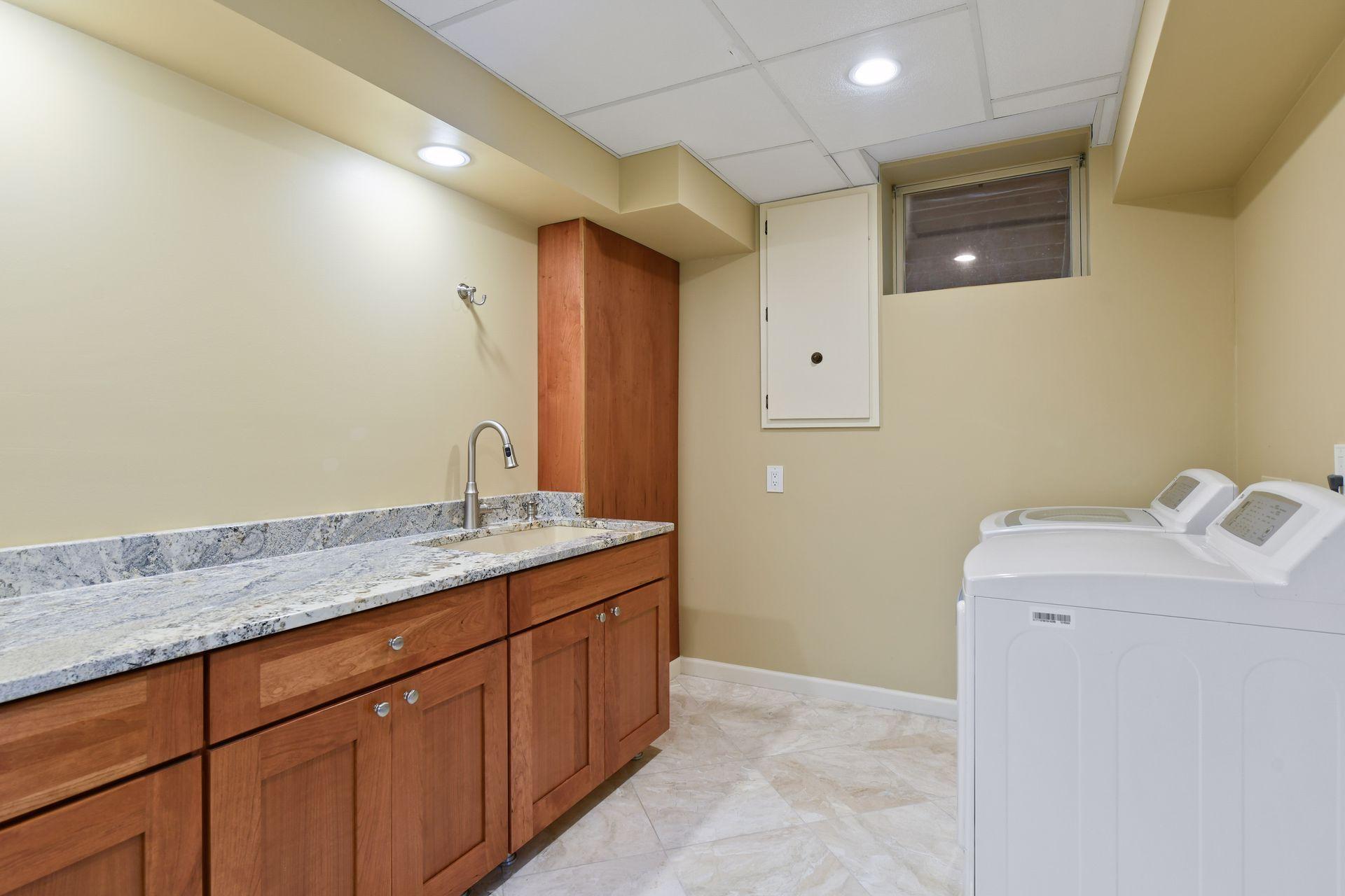 7013 Dublin Road Edina, MN 55439 - Photo 36 of 50