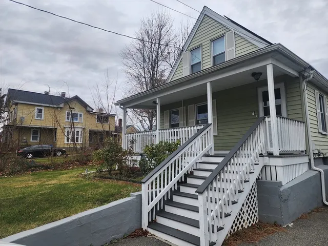 $3,400 | 100 Wyman Street, Stoughton, MA 02072