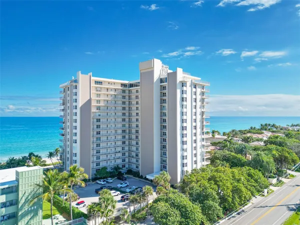 $915,000 | 1021 Hillsboro Mile, Unit G1, Hillsboro Beach, FL 33064