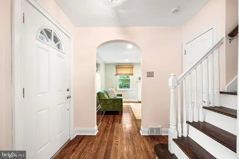$850,000 | 121 Upper Gulph Road, Wayne, PA 19087