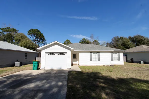 $1,650 | 3151 Forrest Avenue, Crestview, FL 32539