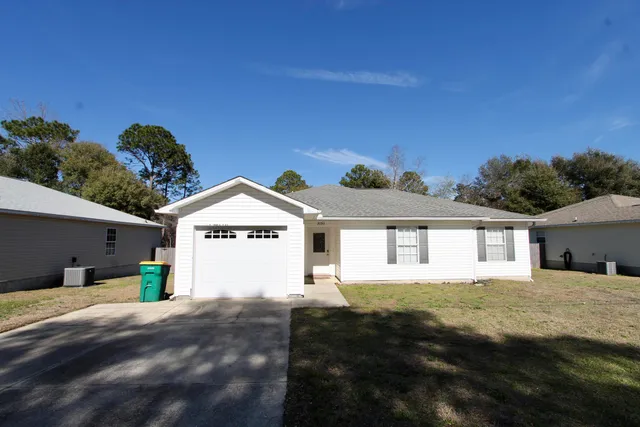$1,750 | 3151 Forrest Avenue, Crestview, FL 32539