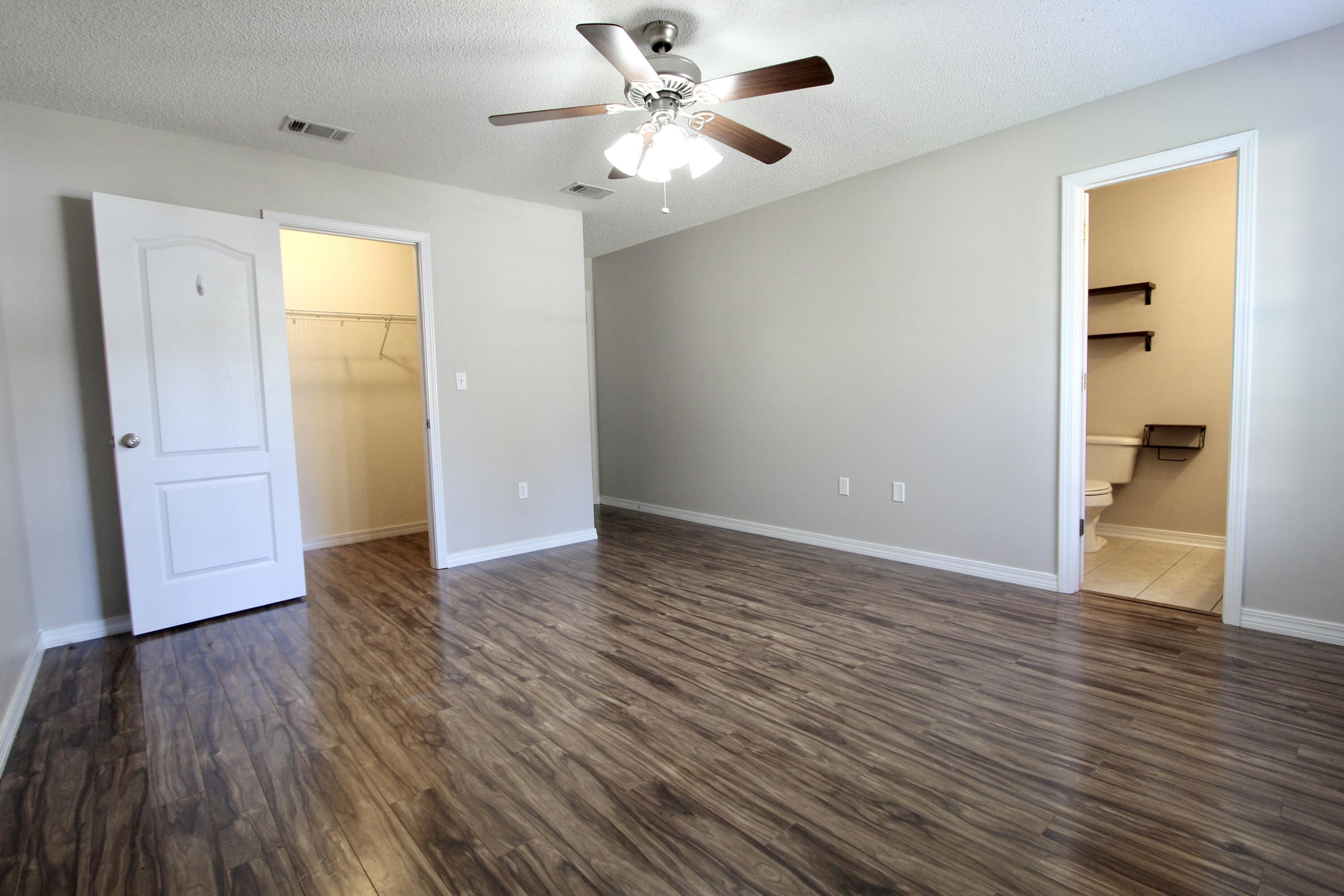 3151 Forrest Avenue Crestview, FL 32539 - Photo 23 of 27 IMG_3626