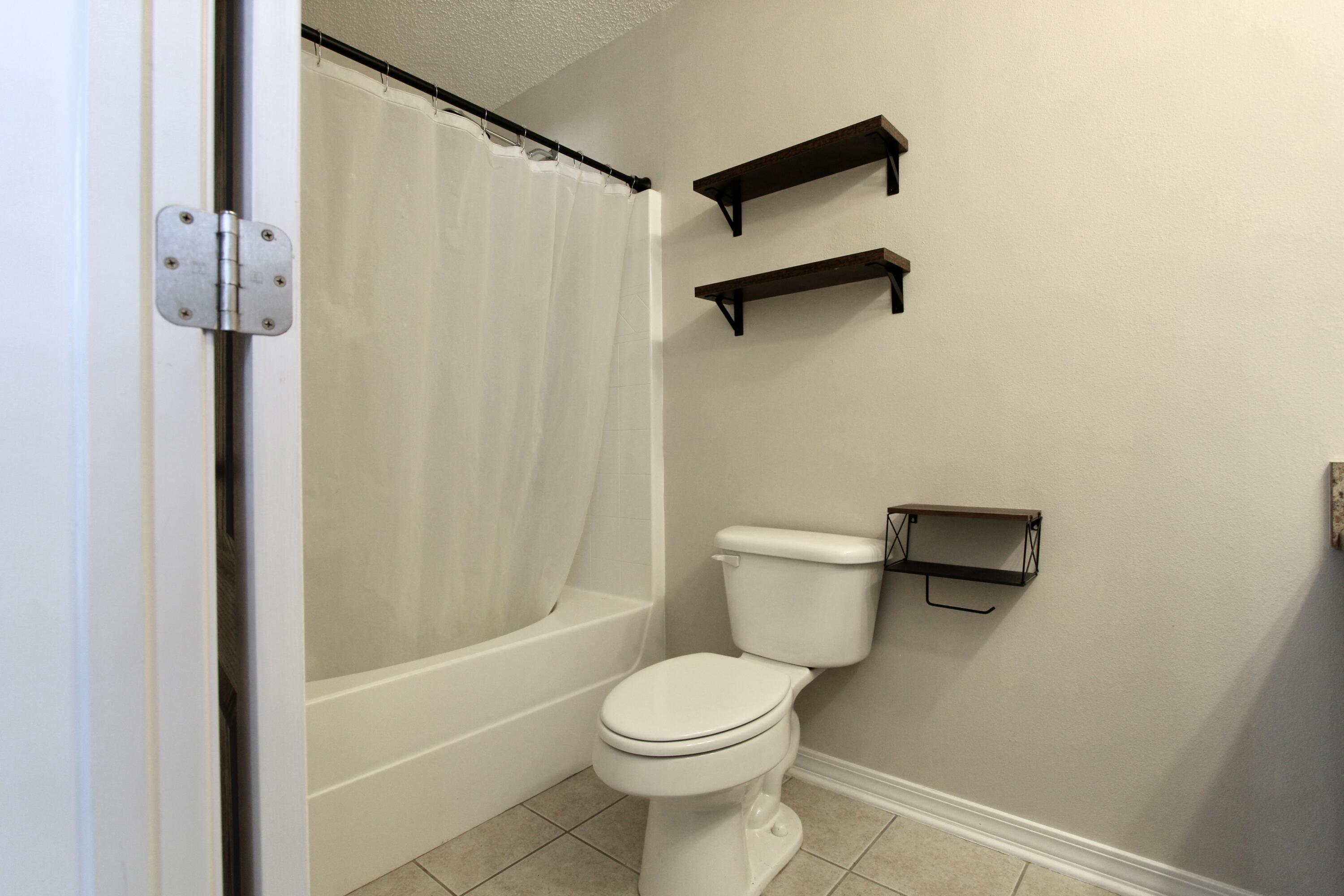 3151 Forrest Avenue Crestview, FL 32539 - Photo 25 of 27 IMG_3630