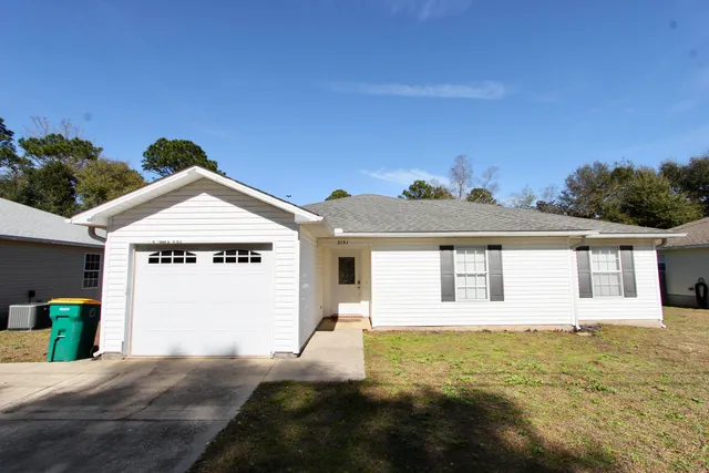 $1,750 | 3151 Forrest Avenue, Crestview, FL 32539