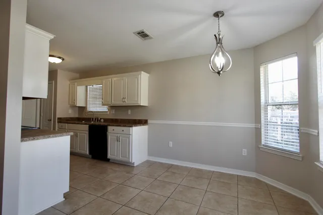 $1,750 | 3151 Forrest Avenue, Crestview, FL 32539