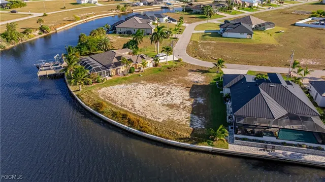 $265,000 | 3801 Northwest 19th Street, Cape Coral, FL 33993