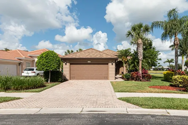 $456,900 | 2258 Heydon Circle West, Naples, FL 34120
