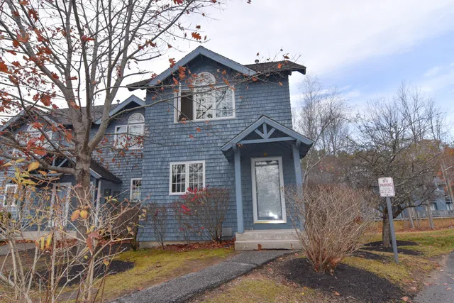 $299,900 | 129 Portland Avenue, Unit 21, Old Orchard Beach, ME 04064