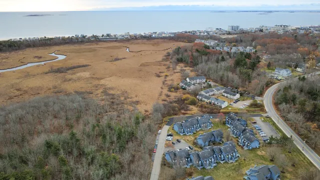 $299,900 | 129 Portland Avenue, Unit 21, Old Orchard Beach, ME 04064