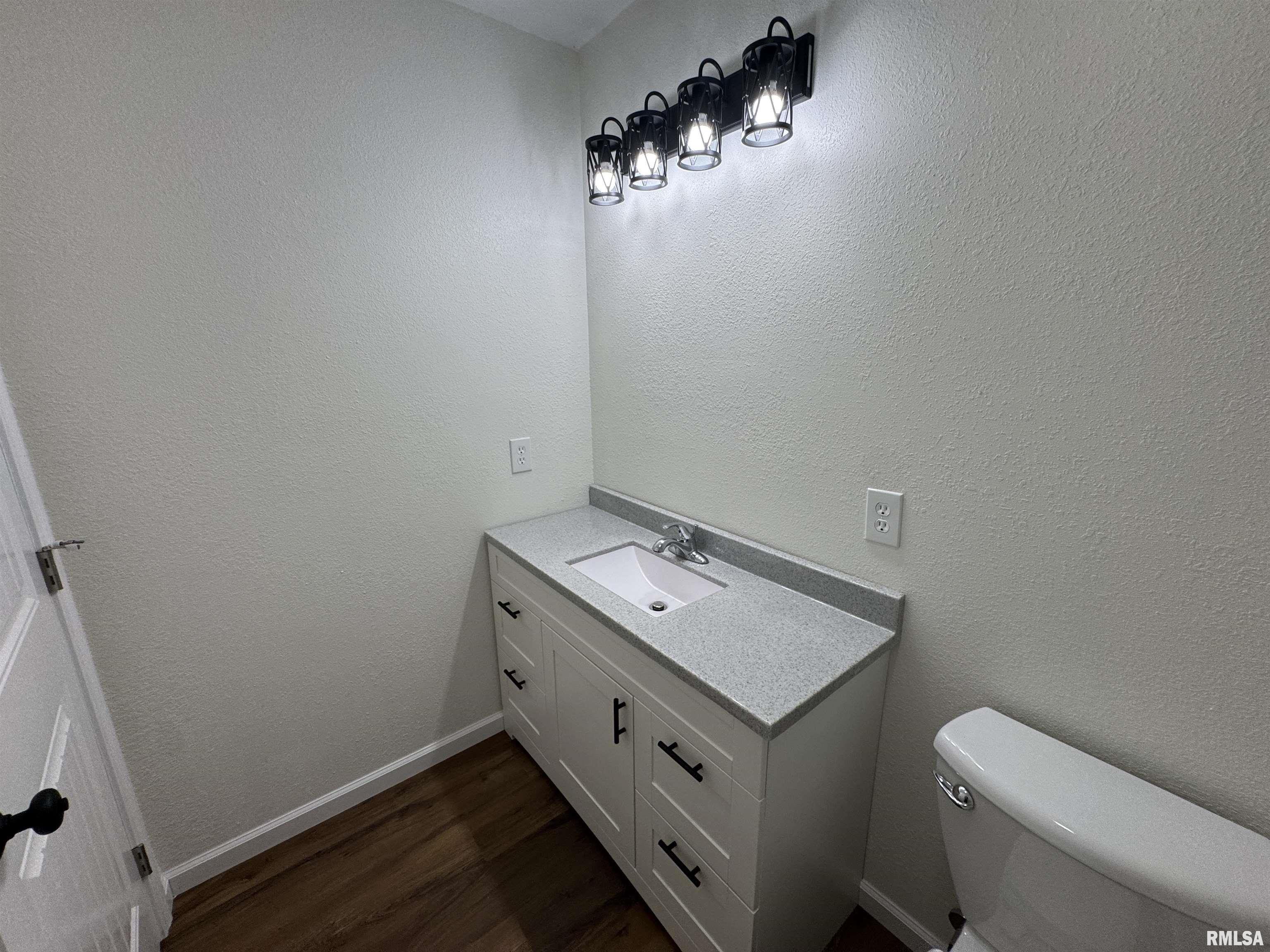 408 West 5th Street Flora, IL 62839 - Photo 24 of 34