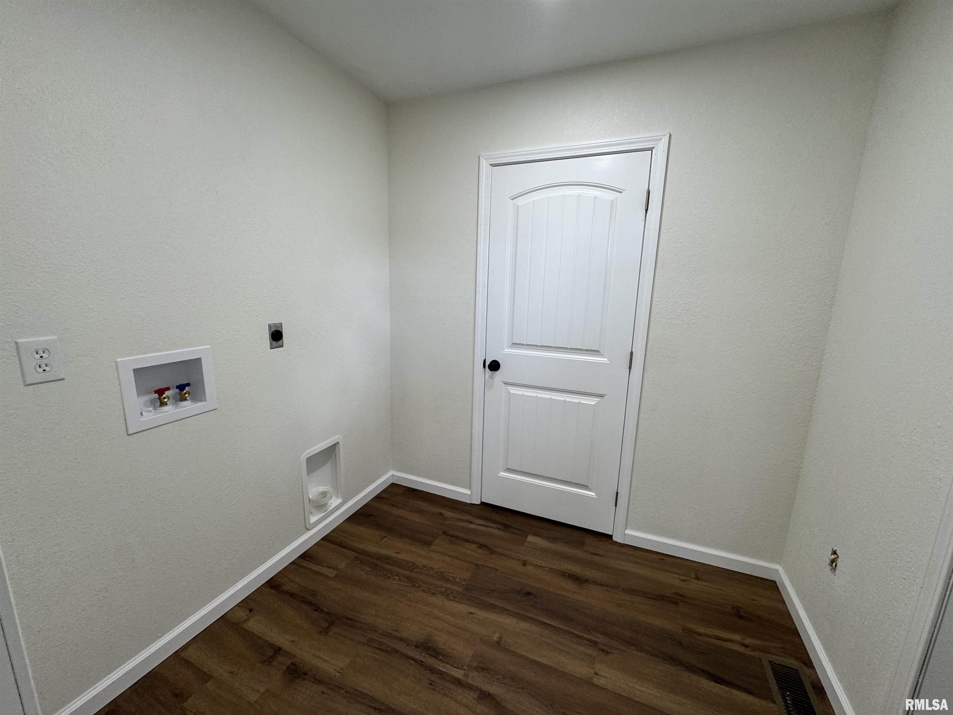 408 West 5th Street Flora, IL 62839 - Photo 26 of 34