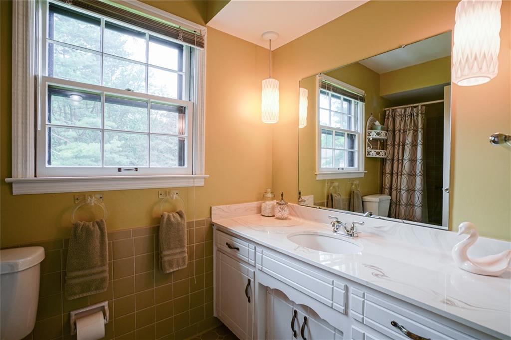 8716 Lancaster Road Indianapolis, IN 46260 - Photo 34 of 49 Gallery Image 34