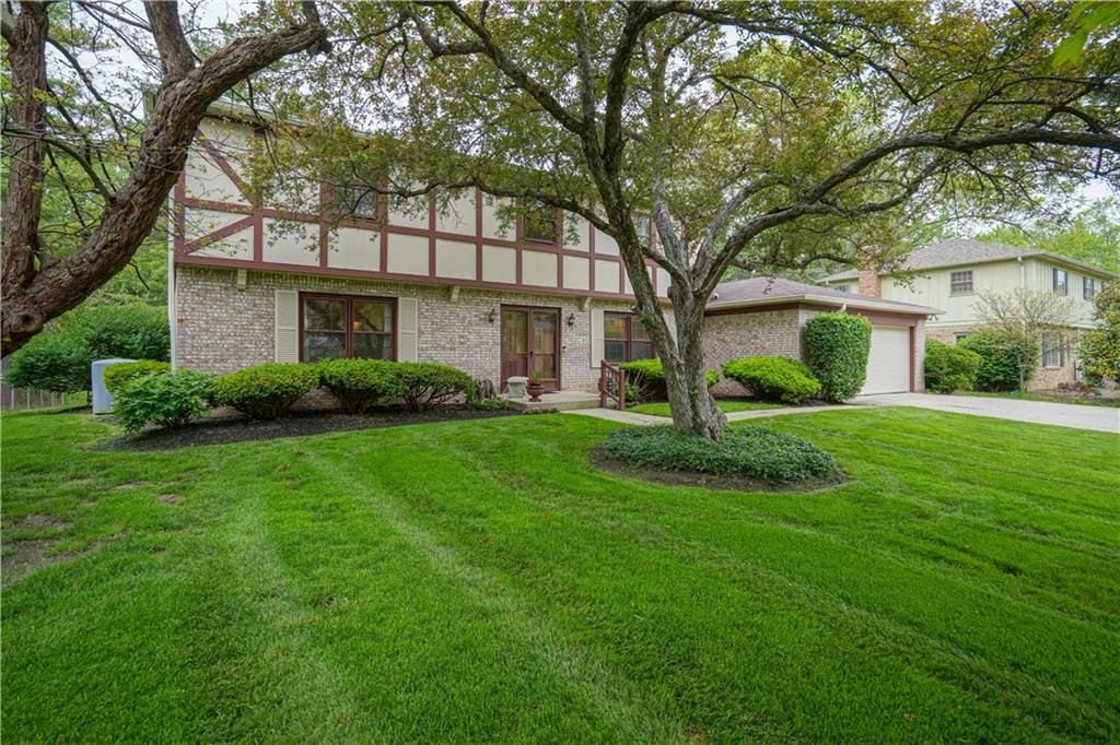 8716 Lancaster Road Indianapolis, IN 46260 - Photo 48 of 49 Gallery Image 48