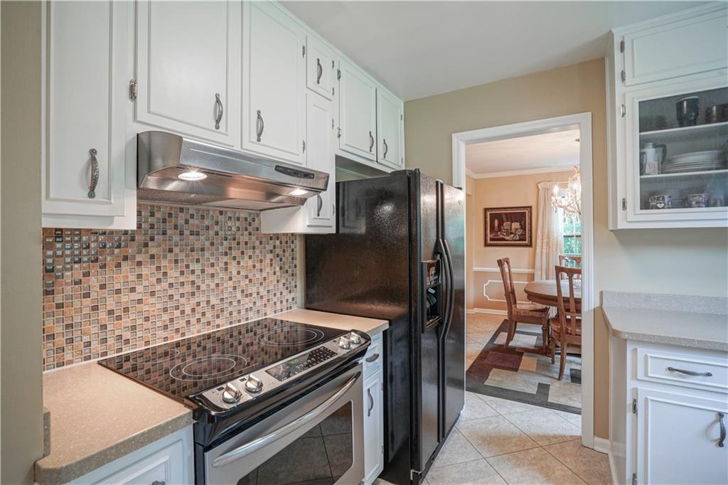 8716 Lancaster Road Indianapolis, IN 46260 - Photo 7 of 49 Gallery Image 7