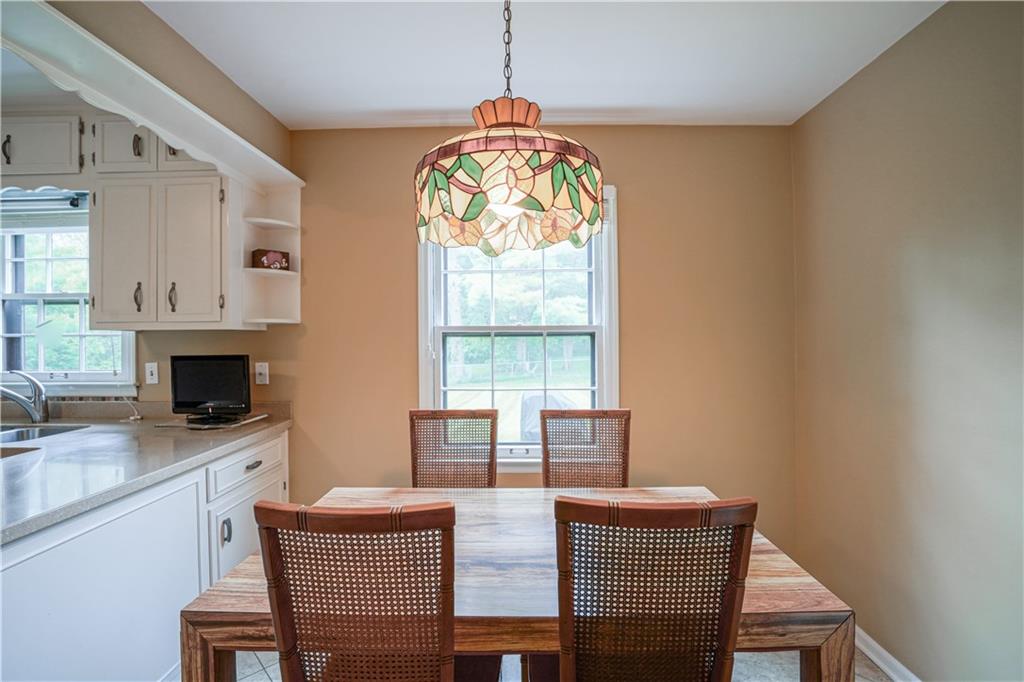 8716 Lancaster Road Indianapolis, IN 46260 - Photo 10 of 49 Gallery Image 10