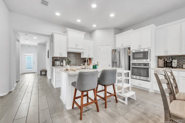 $2,500 | 13238 Fantine, San Antonio, TX 78253