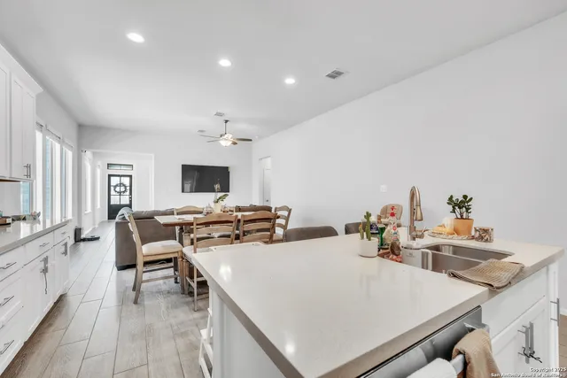 $2,500 | 13238 Fantine, San Antonio, TX 78253