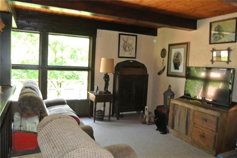 133 Robinson Road Leechburg, PA 15656 - Photo 8 of 22 Gallery Image 8