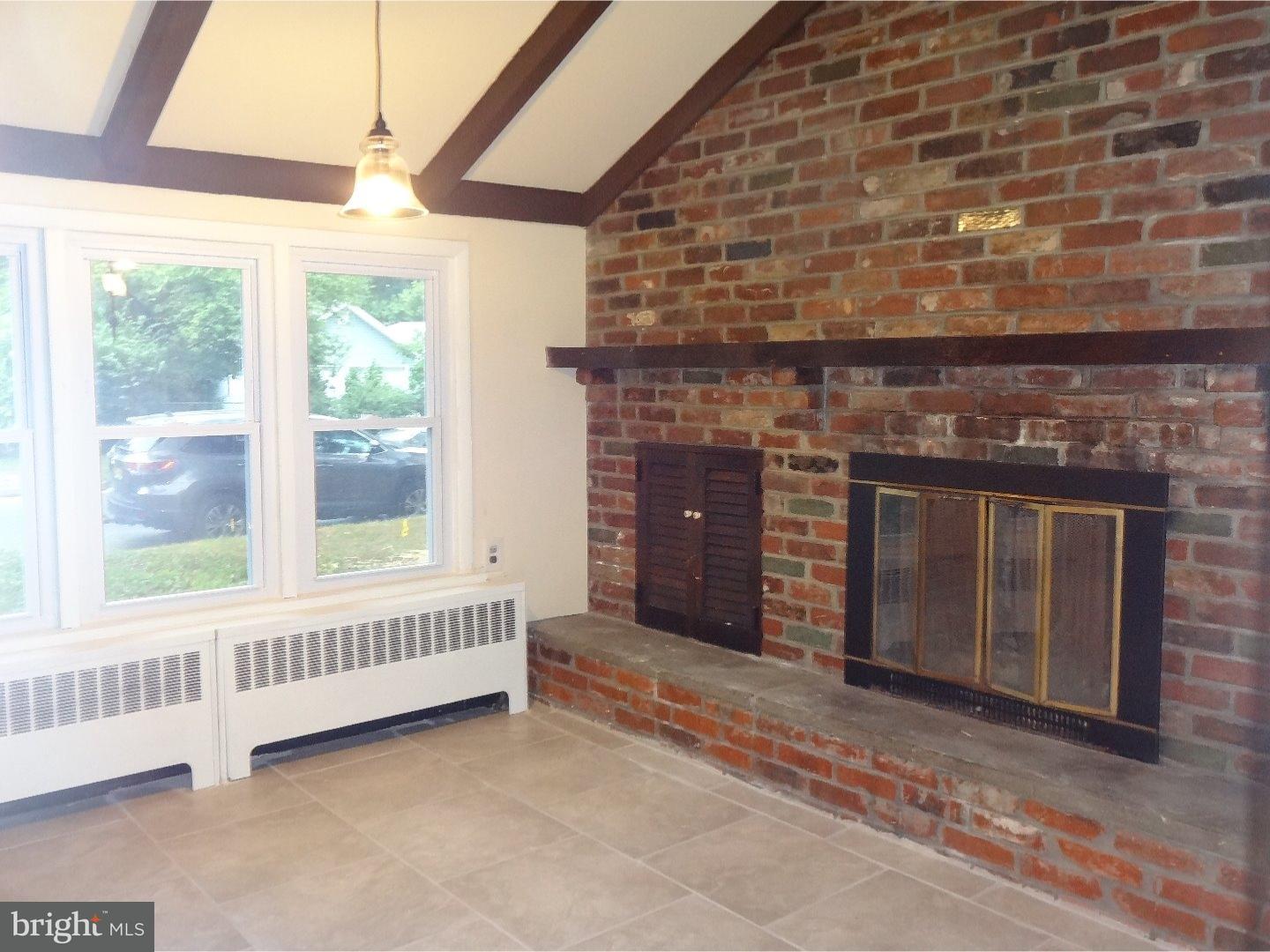 401 Stone Road Laurel Springs, NJ 08021 - Photo 4 of 25 Kitchen