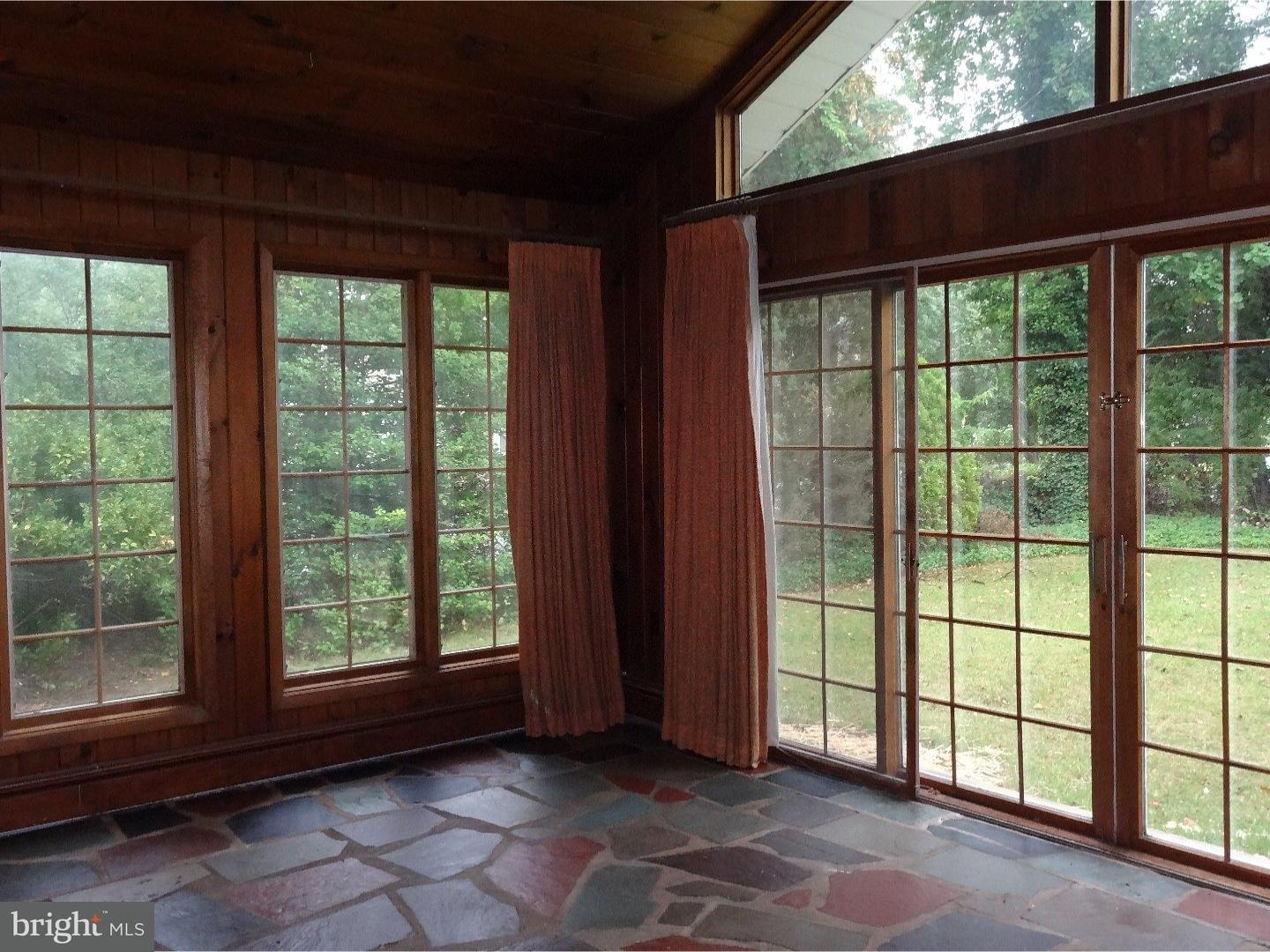 401 Stone Road Laurel Springs, NJ 08021 - Photo 8 of 25 Library