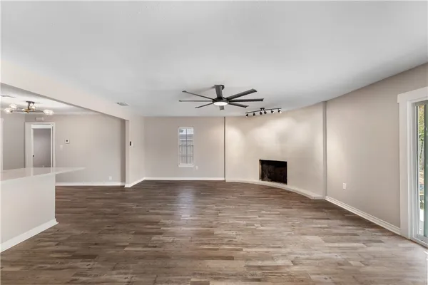 $2,700 | 4937 Holmes Drive, Corpus Christi, TX 78411