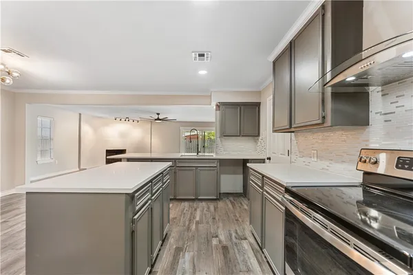 $2,700 | 4937 Holmes Drive, Corpus Christi, TX 78411